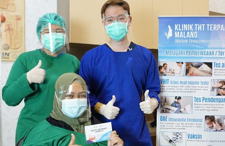 Vaksinasi covid-19 di klinik tht terpadu malang